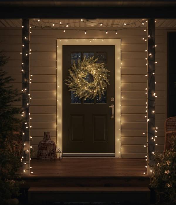 Soft Outdoor Lighting