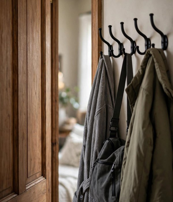 30 Bedroom Storage Ideas for Clothes, Shoes and Everything Else 18 Behind-Door Hook Rack