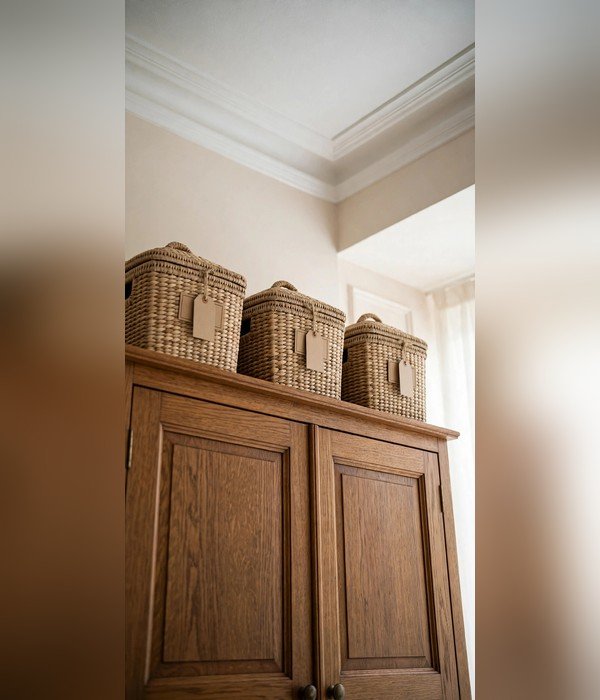 Lidded Baskets on Top of Cabinets – living room storage ideas